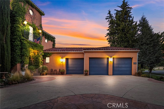 Detail Gallery Image 4 of 41 For 806 Vista Cerro Drive, Paso Robles,  CA 93446 - 4 Beds | 3/1 Baths