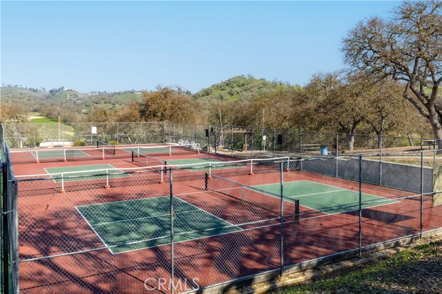 2265 Holly Drive, Paso Robles CA: https://media.crmls.org/medias/46d9c03e-8ce4-4c26-af91-d12f04a0a846.jpg