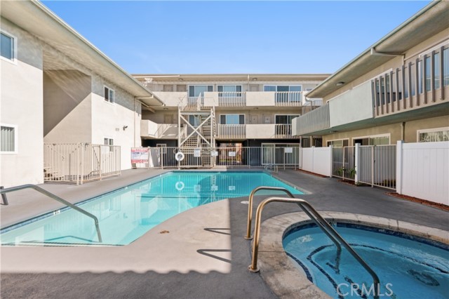Detail Gallery Image 8 of 21 For 3710 Garnet St #202,  Torrance,  CA 90503 - 1 Beds | 1 Baths