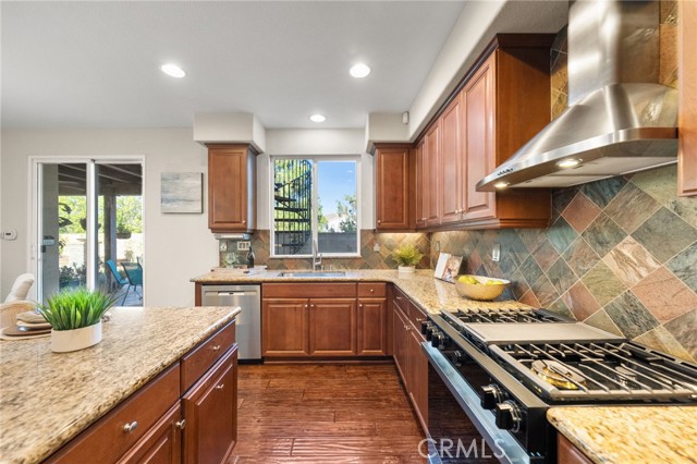 28889 Edenton Way, Temecula CA: https://media.crmls.org/medias/46db21f7-f109-4c7b-989b-d3f52632242a.jpg