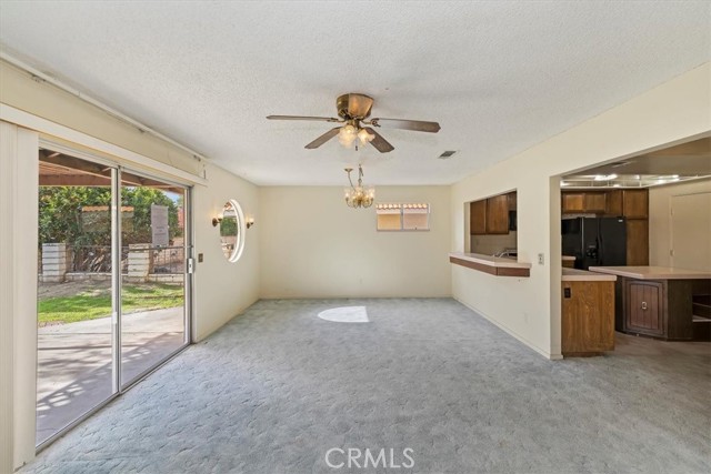 Detail Gallery Image 7 of 23 For 1825 Flame Tree Way, Hemet,  CA 92545 - 3 Beds | 2 Baths