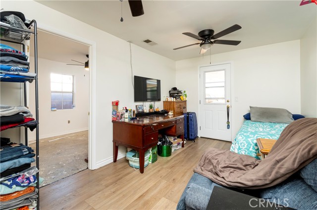 Detail Gallery Image 44 of 62 For 16040 Parthenia, North Hills,  CA 91343 - 2 Beds | 1/1 Baths