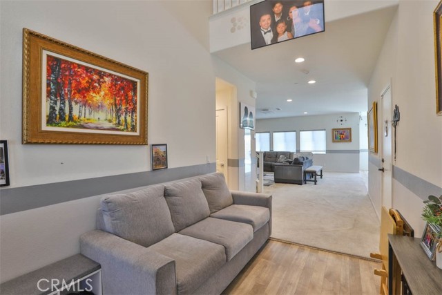 Detail Gallery Image 8 of 46 For 15765 Kings Peak Dr, Fontana,  CA 92336 - 5 Beds | 3 Baths