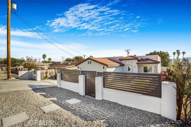 Detail Gallery Image 3 of 34 For 66125 2nd St, Desert Hot Springs,  CA 92240 - 3 Beds | 2 Baths