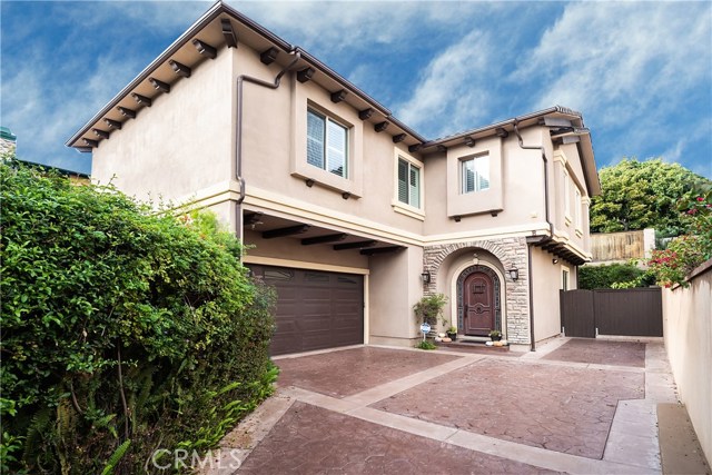 2005 Marshallfield Lane B, Redondo Beach, California 90278, 4 Bedrooms Bedrooms, ,3 BathroomsBathrooms,For Sale,Marshallfield,SB20008964