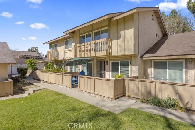 Detail Gallery Image 3 of 32 For 1338 S Diamond Bar, Diamond Bar,  CA 91765 - 2 Beds | 1/1 Baths