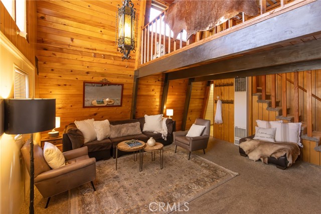 726 Elysian Boulevard, Big Bear City CA: https://media.crmls.org/medias/46dec494-c704-4173-a0c7-fad82abdb5cd.jpg
