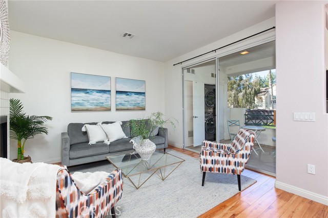 Detail Gallery Image 1 of 28 For 3609 Bernwood Pl #88,  San Diego,  CA 92130 - 1 Beds | 1 Baths