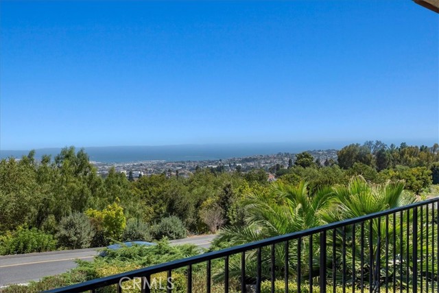 Ocean harbor views to Catalina from front balcony.