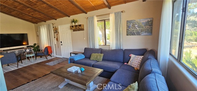 Detail Gallery Image 20 of 58 For 37 Oak, Kernville,  CA 93238 - 2 Beds | 1 Baths
