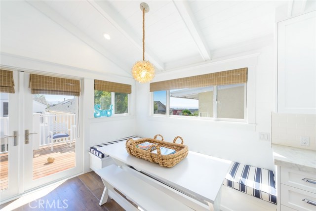 524 13th Street, Manhattan Beach CA: https://media.crmls.org/medias/46e1117d-097b-4e04-a17f-08af3b960382.jpg