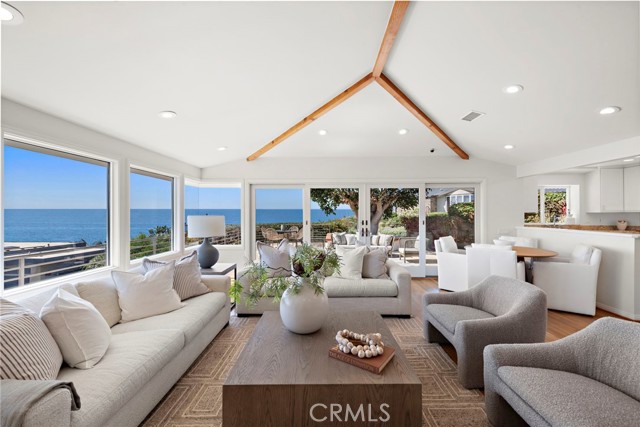 Detail Gallery Image 13 of 60 For 1401 Bounty Way, Laguna Beach,  CA 92651 - 5 Beds | 4 Baths