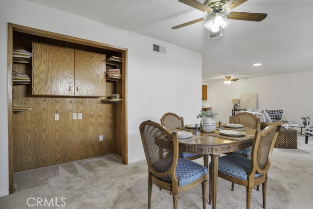 Detail Gallery Image 7 of 22 For 26822 Avenue of the Oaks, Newhall,  CA 91321 - 2 Beds | 2 Baths
