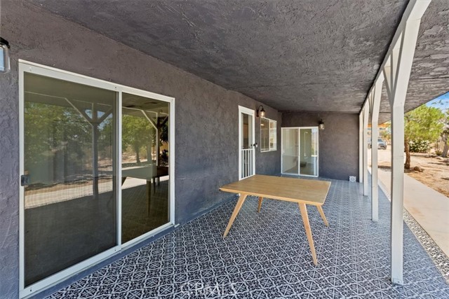 62171 Campanula Street, Joshua Tree CA: https://media.crmls.org/medias/46e254b5-dbe5-497d-b129-e3d36a0053b2.jpg