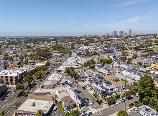 Detail Gallery Image 27 of 32 For 521 1/2 Iris, Corona Del Mar,  CA 92625 - 2 Beds | 2/1 Baths