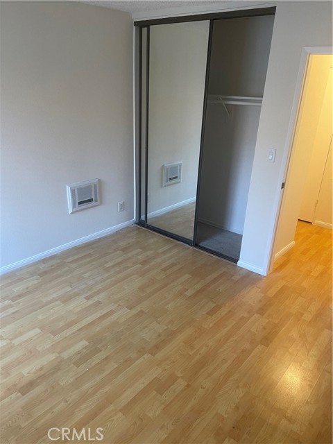 Detail Gallery Image 8 of 10 For 18307 Burbank Bld #234,  Tarzana,  CA 91356 - 1 Beds | 1 Baths