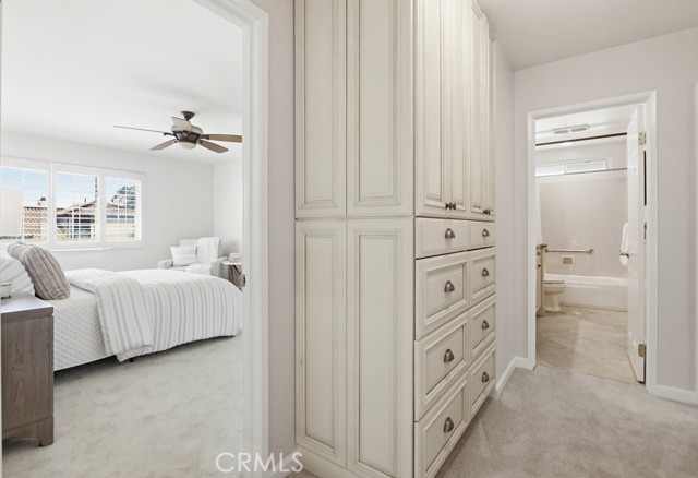 Detail Gallery Image 26 of 69 For 12030 Redcliff Ct, San Diego,  CA 92131 - 5 Beds | 3 Baths