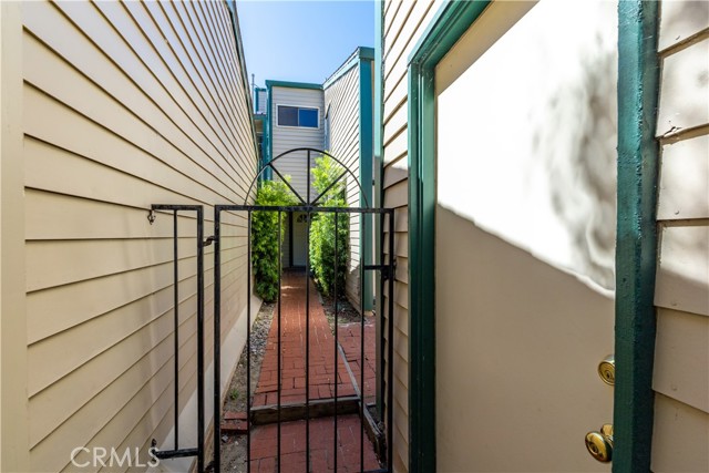 Detail Gallery Image 3 of 33 For 1445 Prefumo Canyon Rd #23,  San Luis Obispo,  CA 93405 - 2 Beds | 1/1 Baths