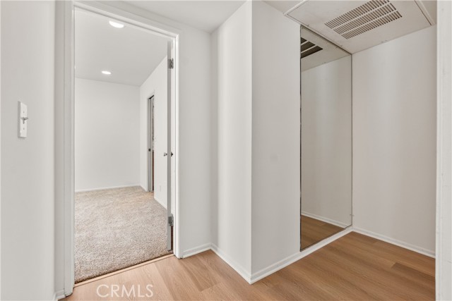 Detail Gallery Image 37 of 55 For 600 Monterey Bld #8,  Hermosa Beach,  CA 90254 - 2 Beds | 2 Baths