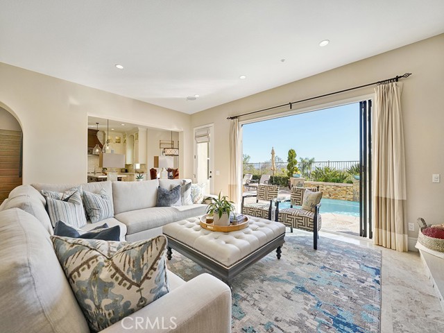 Detail Gallery Image 21 of 66 For 51 Calle Vista Del Sol, San Clemente,  CA 92673 - 5 Beds | 5/1 Baths