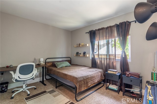 Detail Gallery Image 10 of 19 For 27295 via Marcia, Saugus,  CA 91350 - 4 Beds | 2 Baths