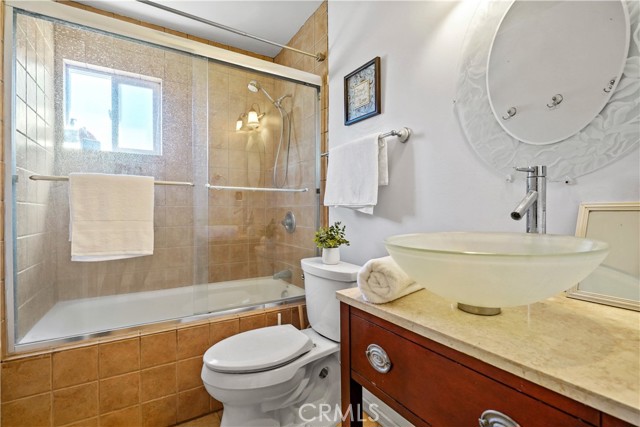 18518 Kingsdale Avenue, Redondo Beach, California 90278, 3 Bedrooms Bedrooms, ,2 BathroomsBathrooms,Residential,Sold,Kingsdale,PW22061551