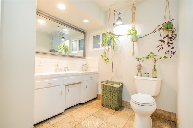 533 Via Vista Dr, Redlands CA: https://media.crmls.org/medias/46e65e9d-ac0d-4279-ad1d-0bf80d1009ee.jpg