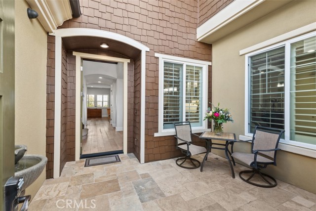 4762 Oceanridge Drive, Huntington Beach CA: https://media.crmls.org/medias/46e6a2be-8b7c-44d8-9c62-5213bc66ea12.jpg