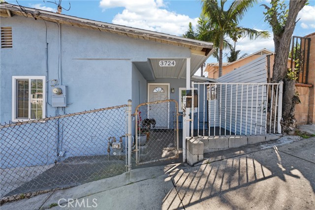 Detail Gallery Image 4 of 47 For 3724 Folsom St, City Terrace,  CA 90063 - 3 Beds | 2 Baths