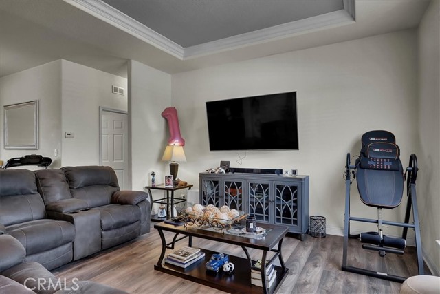 111 Madrid, Tustin CA: https://media.crmls.org/medias/46e8a92f-189f-4743-8ff5-58958d498c44.jpg