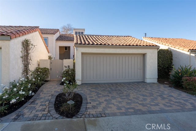 38 Acacia Tree Lane, Irvine, California 92612, 3 Bedrooms Bedrooms, ,2 BathroomsBathrooms,Residential,For Sale,38 Acacia Tree Lane,CROC25010814