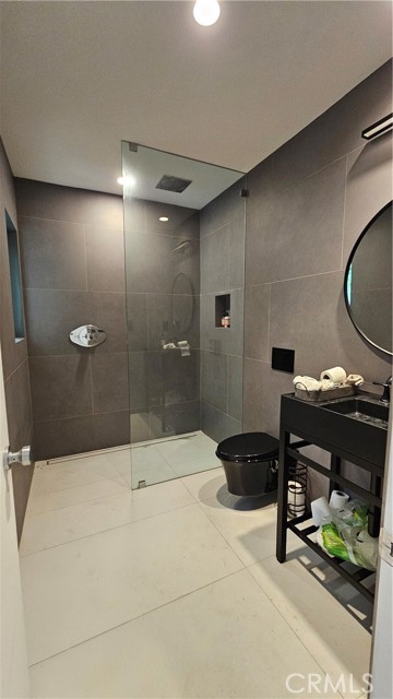 Detail Gallery Image 15 of 18 For 449 Paseo De La Playa, Redondo Beach,  CA 90277 - 4 Beds | 3 Baths