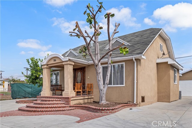 Detail Gallery Image 4 of 38 For 766 N Alexandria, Los Angeles,  CA 90029 - 3 Beds | 2 Baths