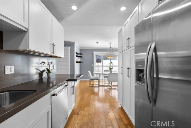 2000 Voorhees Avenue, Redondo Beach, California 90278, 3 Bedrooms Bedrooms, ,2 BathroomsBathrooms,Residential,Sold,Voorhees,SB23026527