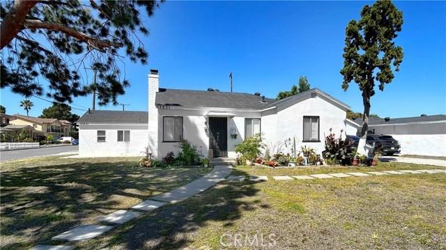 Detail Gallery Image 1 of 23 For 13831 Manor Dr, Westminster,  CA 92683 - – Beds | – Baths