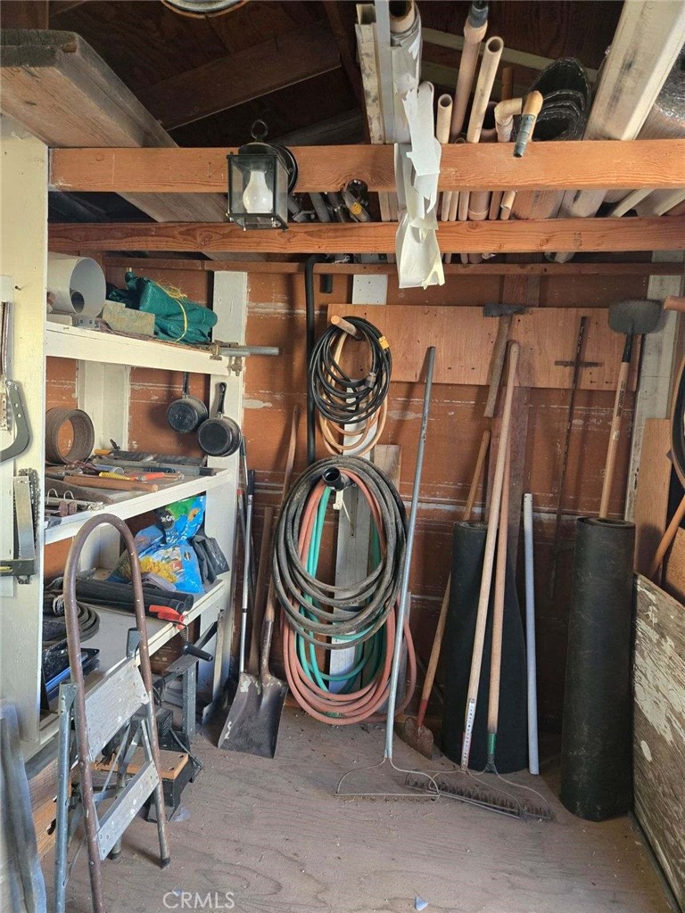 https://media.crmls.org/medias/46eb77c7-bb2b-4a12-bfd0-4101a78c3b38.jpg?preset=X-Large