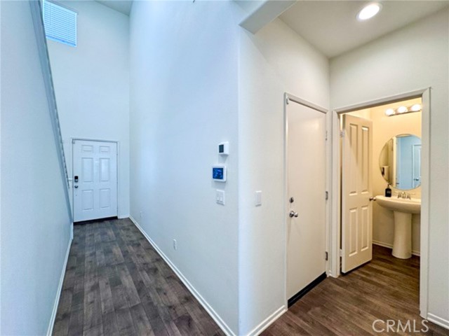 Detail Gallery Image 6 of 51 For 24325 Bay Laurel Ave, Murrieta,  CA 92562 - 3 Beds | 2/1 Baths