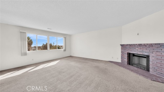 824 W 6th Street, San Pedro CA: https://media.crmls.org/medias/46edc79b-854e-4b42-afab-804b7515017b.jpg