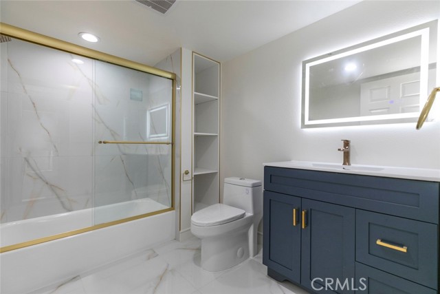116 W Maple, Glendale CA: https://media.crmls.org/medias/46ef31d5-daca-4b8e-893b-7fca3d951bcb.jpg