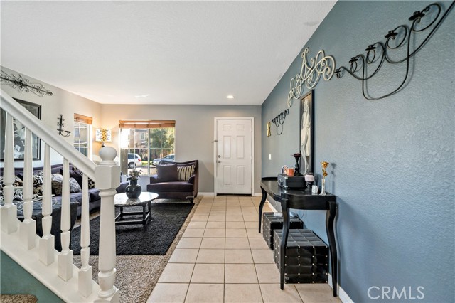 Detail Gallery Image 6 of 49 For 40713 La Salle Pl, Murrieta,  CA 92563 - 3 Beds | 3/1 Baths