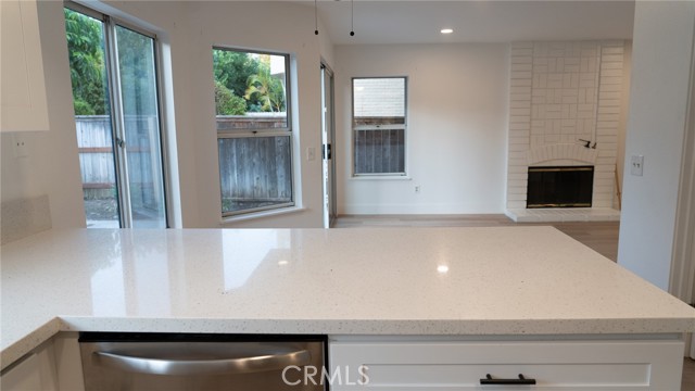 Detail Gallery Image 29 of 36 For 21 Fillmore, Irvine,  CA 92620 - 4 Beds | 2/1 Baths