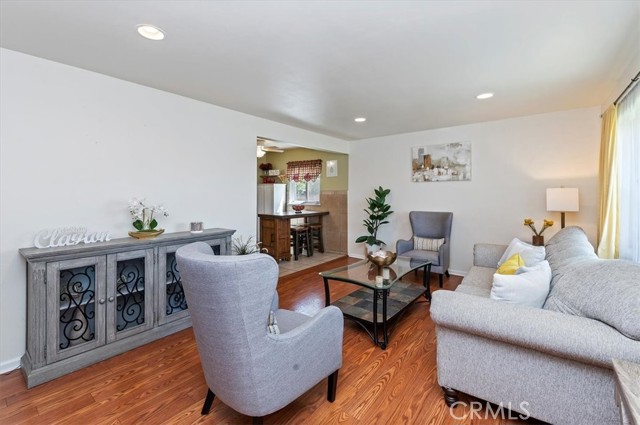 Detail Gallery Image 21 of 38 For 1968 Miramar St, Pomona,  CA 91767 - 3 Beds | 2 Baths