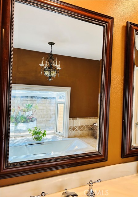 Detail Gallery Image 17 of 28 For 10317 Steven Pl, Chatsworth,  CA 91311 - 4 Beds | 2/1 Baths