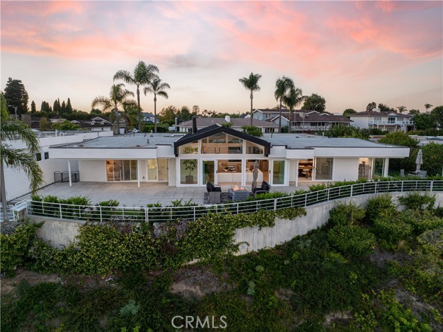 1032 Santiago Drive, Newport Beach CA: https://media.crmls.org/medias/46f0a03a-ddf2-468b-bc5b-8c65c21c5a0e.jpg