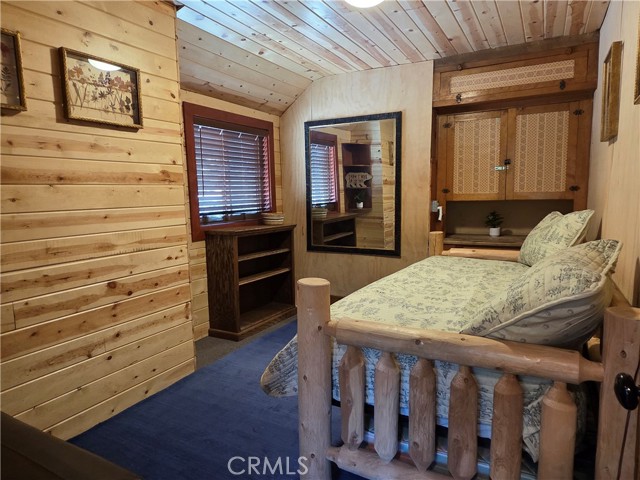 344 Edgemoor Road, Big Bear Lake CA: https://media.crmls.org/medias/46f10701-c6c5-4b60-835b-537eecee9701.jpg