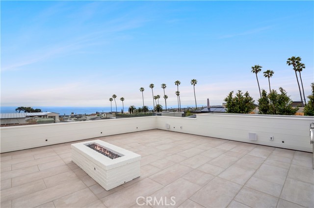 2820 Bayview Drive, Corona del Mar CA: https://media.crmls.org/medias/46f1cd03-e160-4b99-9894-e0dcffe6c308.jpg