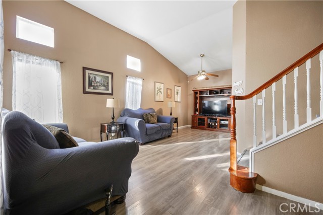 Detail Gallery Image 8 of 61 For 810 River Raft Ct, Modesto,  CA 95351 - 4 Beds | 3 Baths