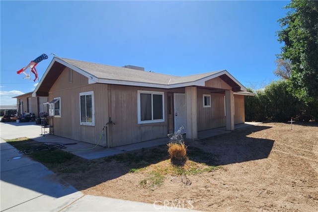 Detail Gallery Image 4 of 50 For 690 Riviera Dr, Blythe,  CA 92225 - 5 Beds | 4 Baths