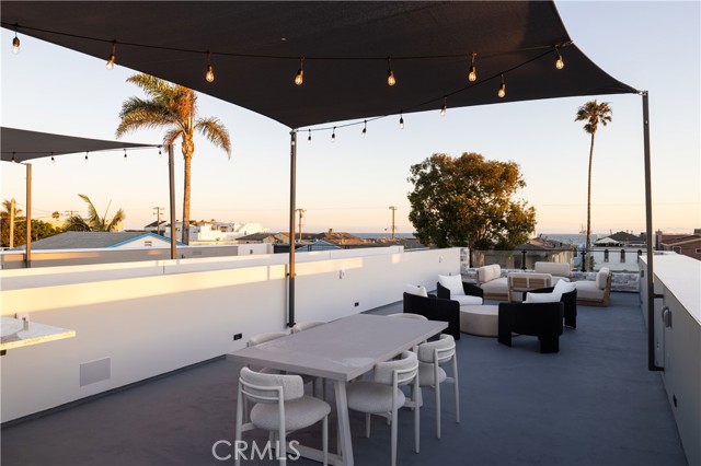 Detail Gallery Image 31 of 50 For 1313 Ocean Ave, Seal Beach,  CA 90740 - 3 Beds | 3/1 Baths