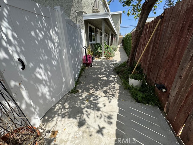 Detail Gallery Image 4 of 24 For 4301 Farquhar Ave, Los Alamitos,  CA 90720 - 2 Beds | 1/1 Baths